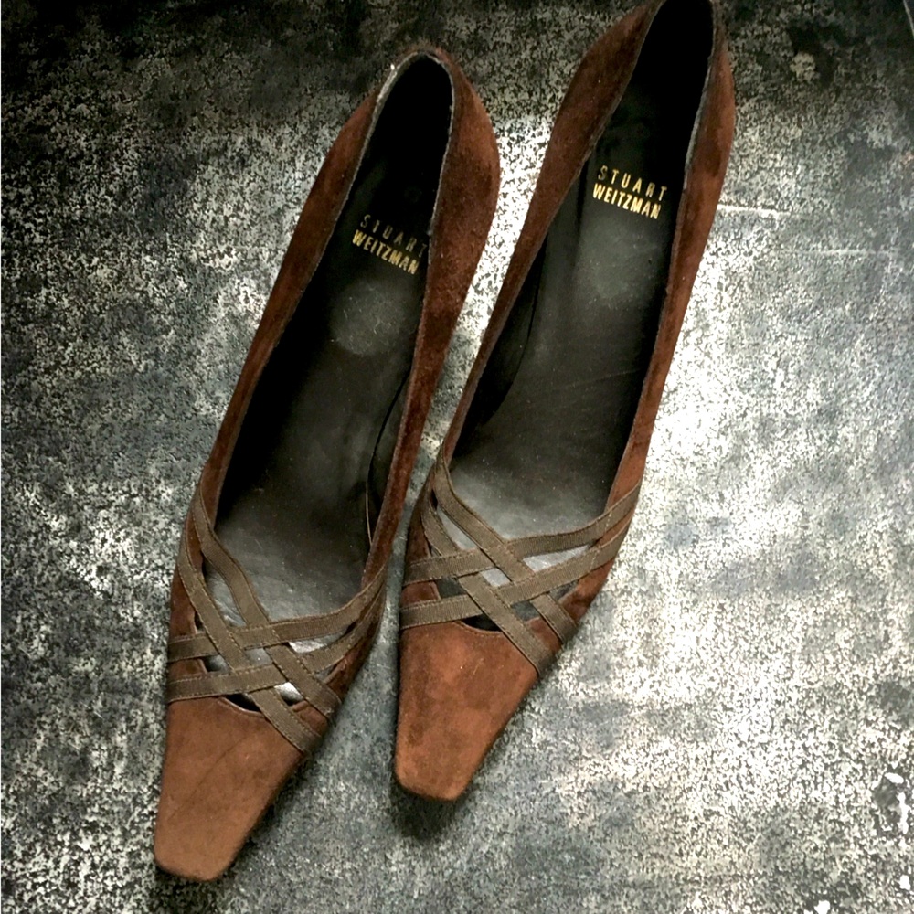 Stuart Weitzman Brown Kitten Heel Pumps